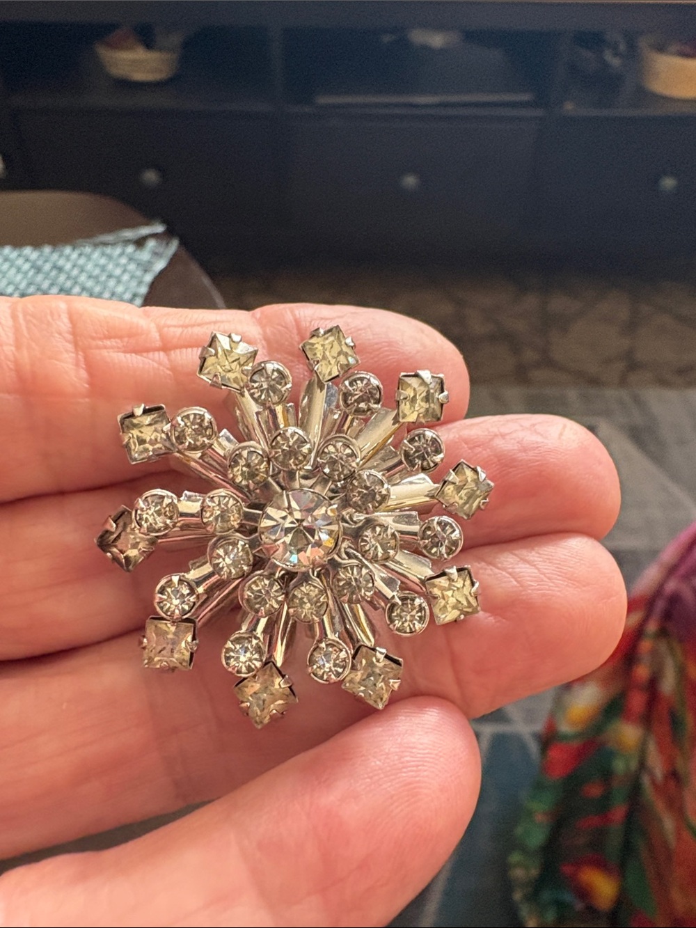Crystal Burst Vintage-Style Brooch - Clear Rhinestones